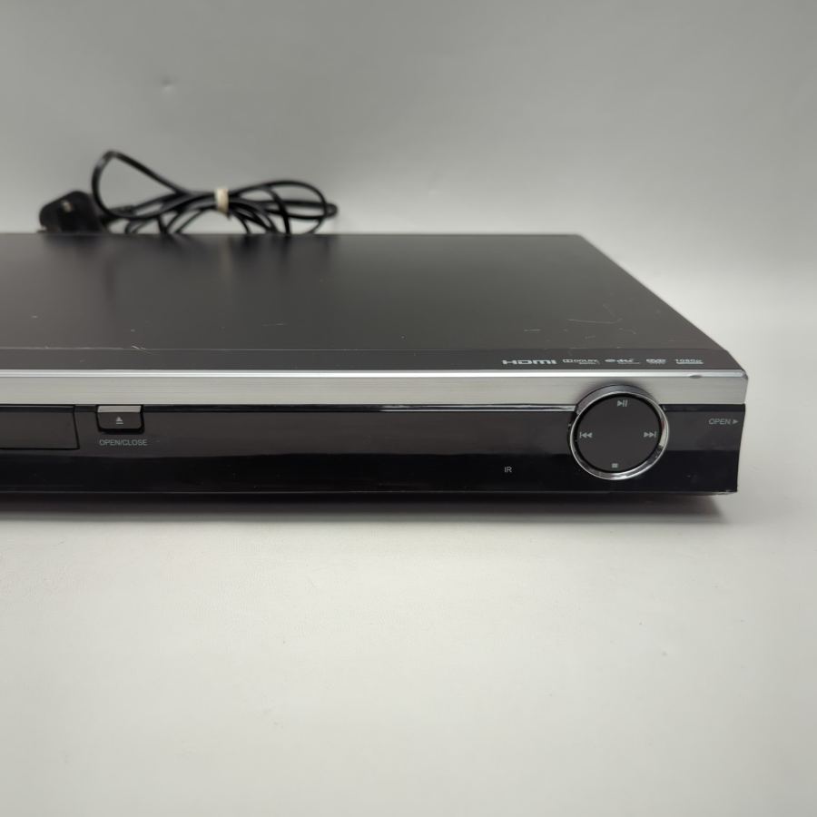LOGIK LBD1000 Blu-ray and DVD player, HDMI, USB RCA, optical Warranty – image 5