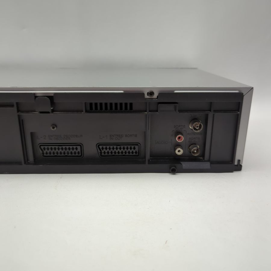 JVC HR-S5965EK S-VHS ET VCR VHS Player With Remote. NTSC & PAL , Long Play – image 12