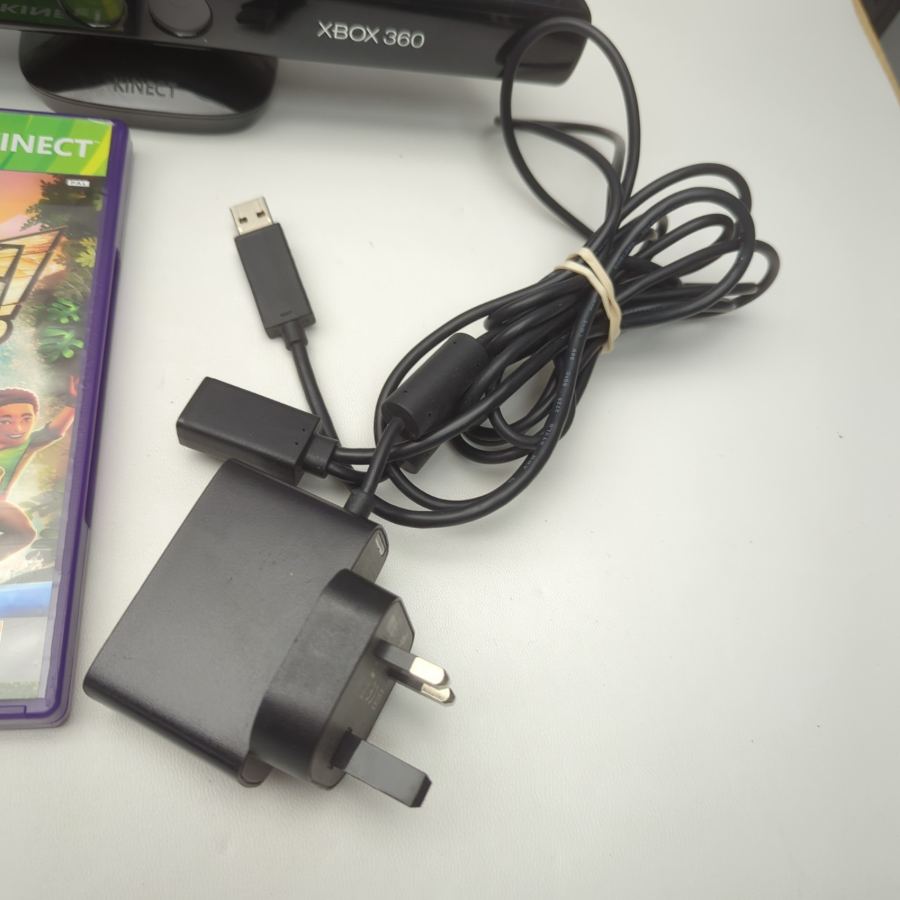 Representative photograph of the same model: Microsoft Xbox 360 Kinect Sensor Camera Inc Kinect Adventures + power supply – image 3