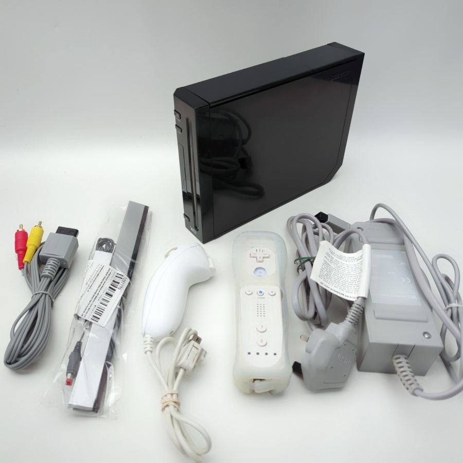 Nintendo Wii Black Console Bundle With Controllers, All Cables - Tested
