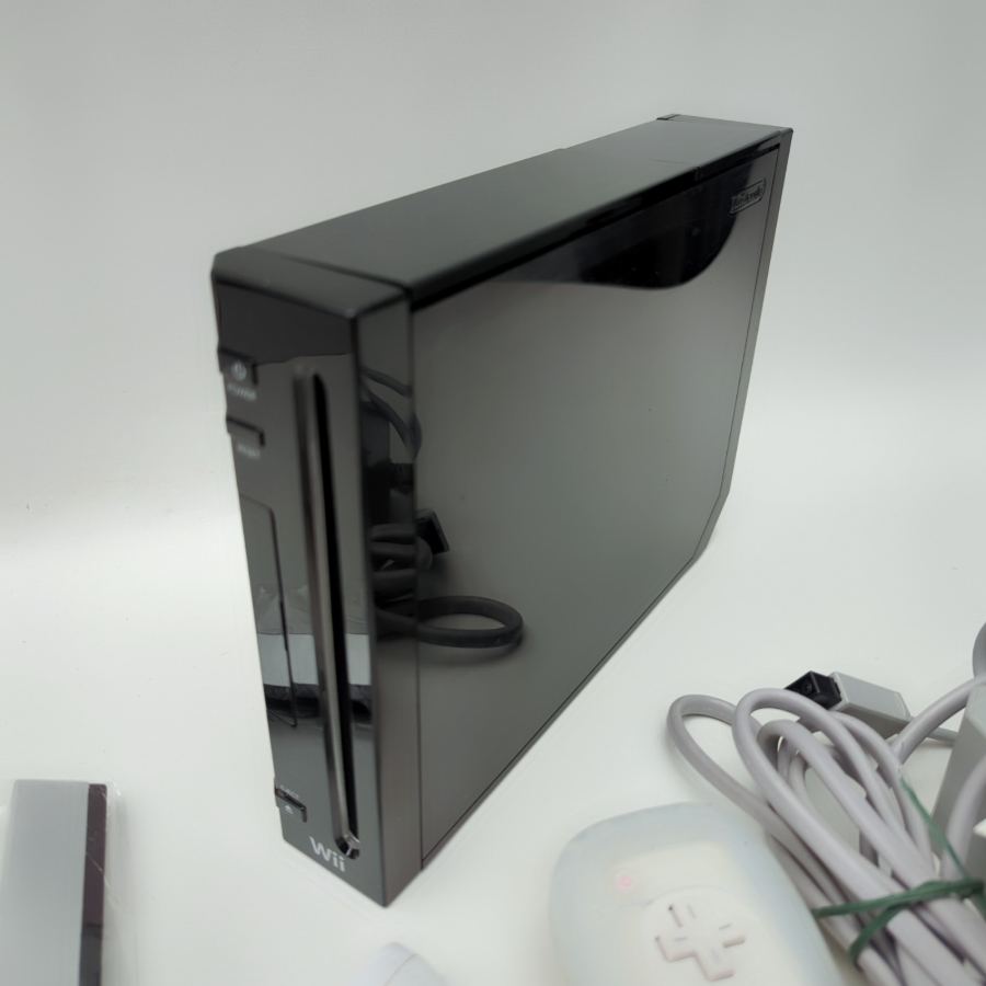Nintendo Wii Black Console Bundle With Controllers, All Cables - Tested – image 3