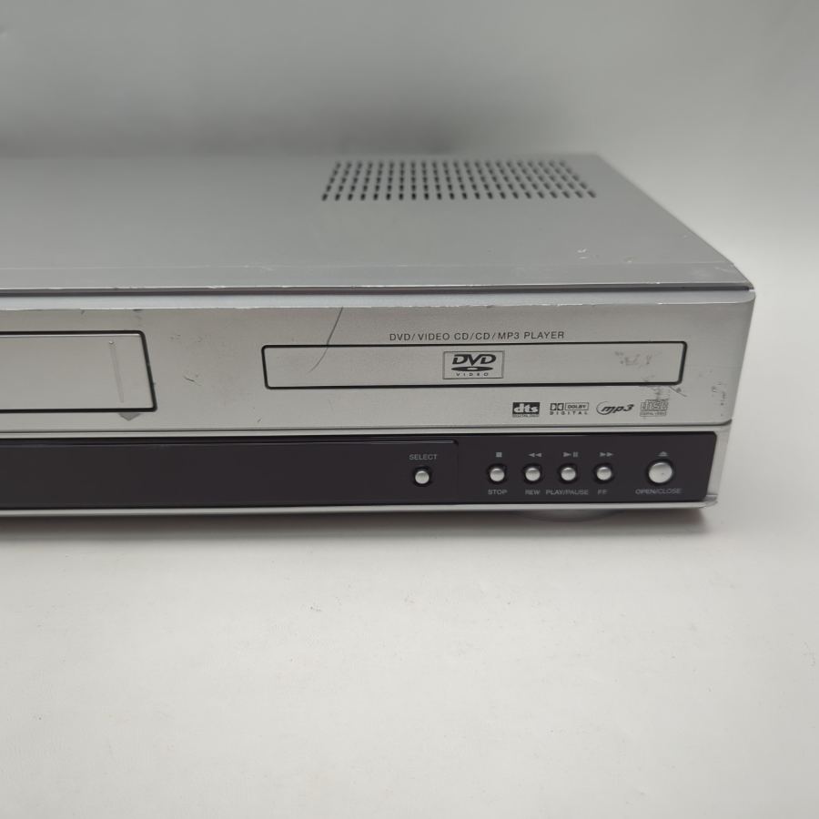 Representative photograph of the same model: DAEWOO SD-3500P Video Cassette Recorder & DVD Player Combo - Tested & Working – image 5
