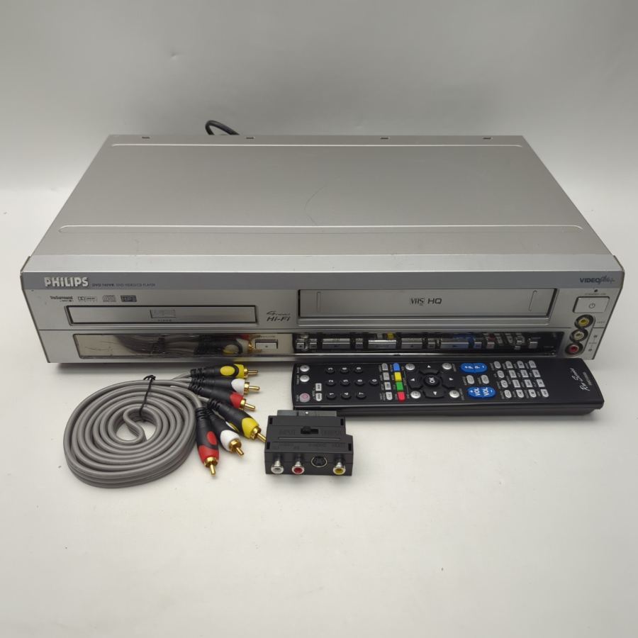 Representative photograph of the same model: Philips DVD 740VR DVD Player & VHS VCR Recorder Remote Warranty 4 Head – image 2