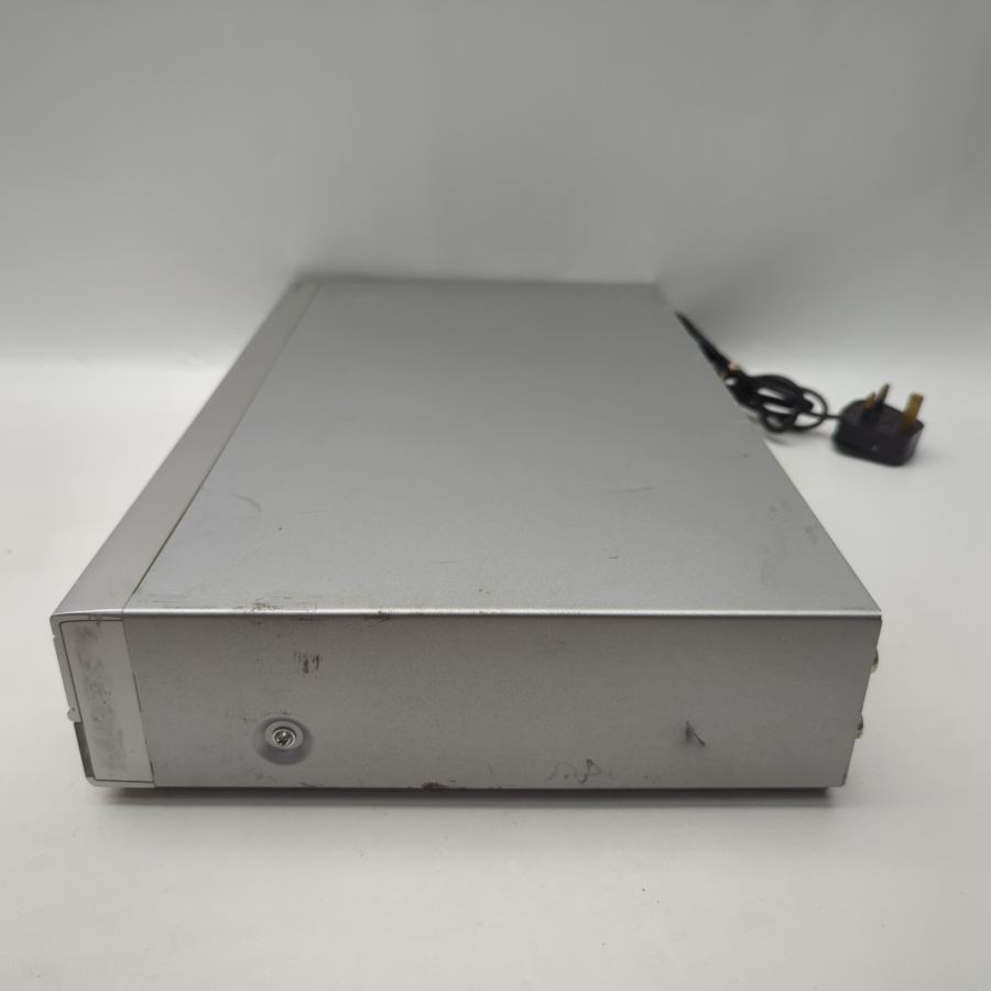 Representative photograph of the same model: Philips DVP721VR DVD Video / VCR Comb 6 Head Hifi stereo Tested Working Remote – image 5