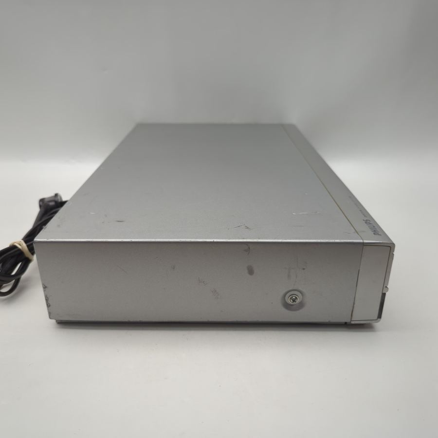 Representative photograph of the same model: Philips DVP721VR DVD Video / VCR Comb 6 Head Hifi stereo Tested Working Remote – image 8