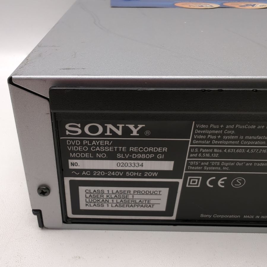 Representative photograph of the same model: Sony SLV-D980P combination DVD player VHS recorder / Player Hifi Combo Warranty – image 8