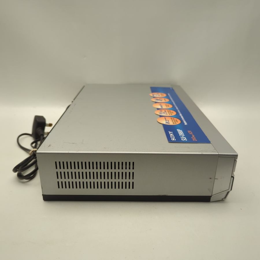 Representative photograph of the same model: Sony SLV-D980P combination DVD player VHS recorder / Player Hifi Combo Warranty – image 9