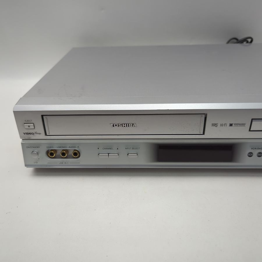 Toshiba SD-22VB DVD VHS Player Video Cassette Recorder Combo Silver remote – image 5