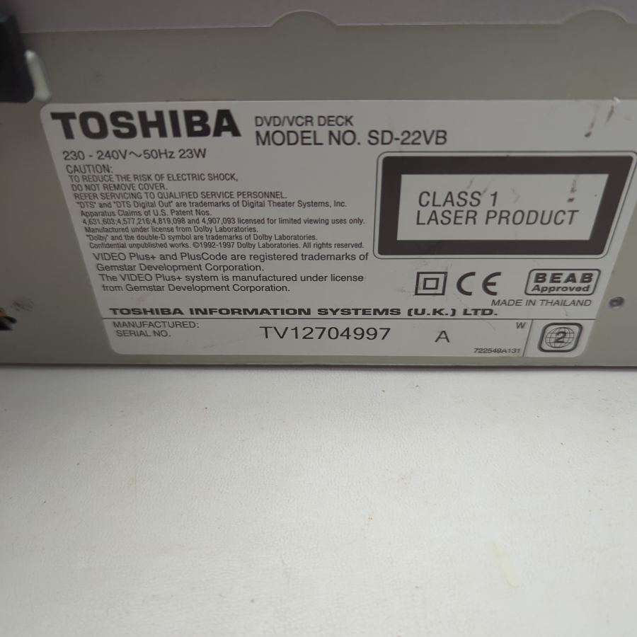 Toshiba SD-22VB DVD VHS Player Video Cassette Recorder Combo Silver remote – image 9