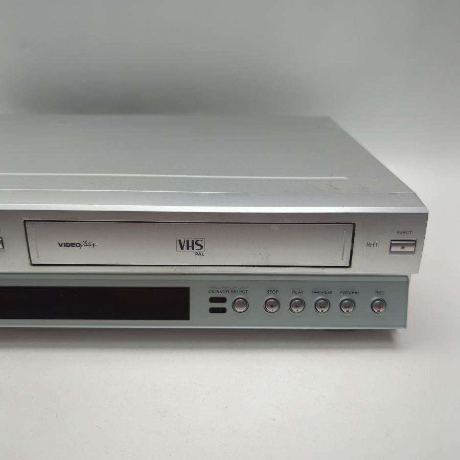 Toshiba SD-33VB DVD Player Video Cassette Recorder Silver Hi-Fi Stereo VHS – image 5