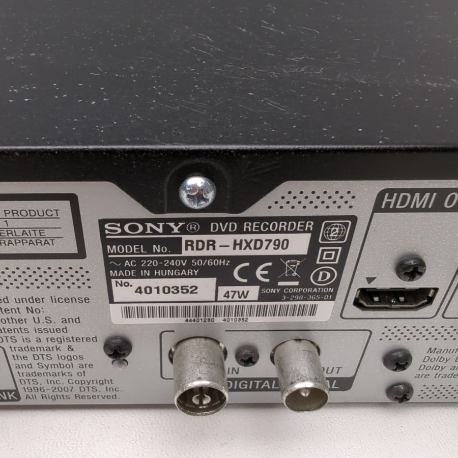 Representative photograph of the same model: Sony Multiregion RDR-HXD790 120GB HDD DVD Freeview Recorder USB PVR 1Y WARRANTY – image 9