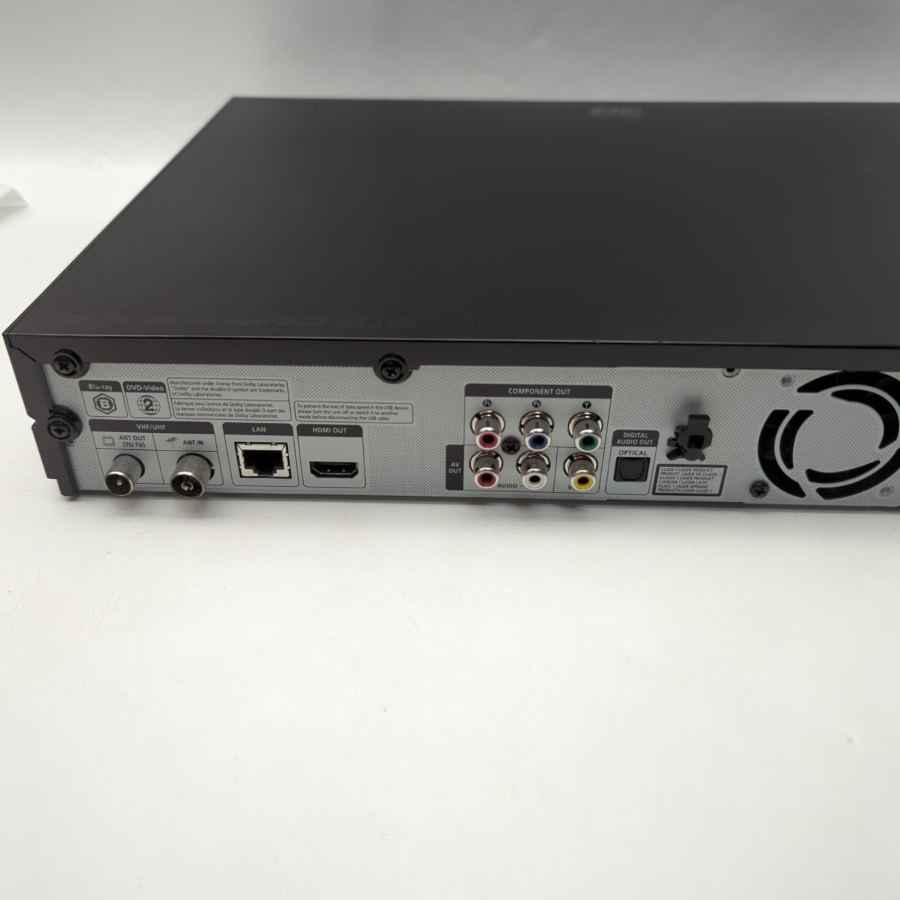 Representative photograph of the same model: Samsung BD-D8500M Blu-Ray Player 3D Smart Freeview HD 500GB HDD Recorder WiFi – image 7