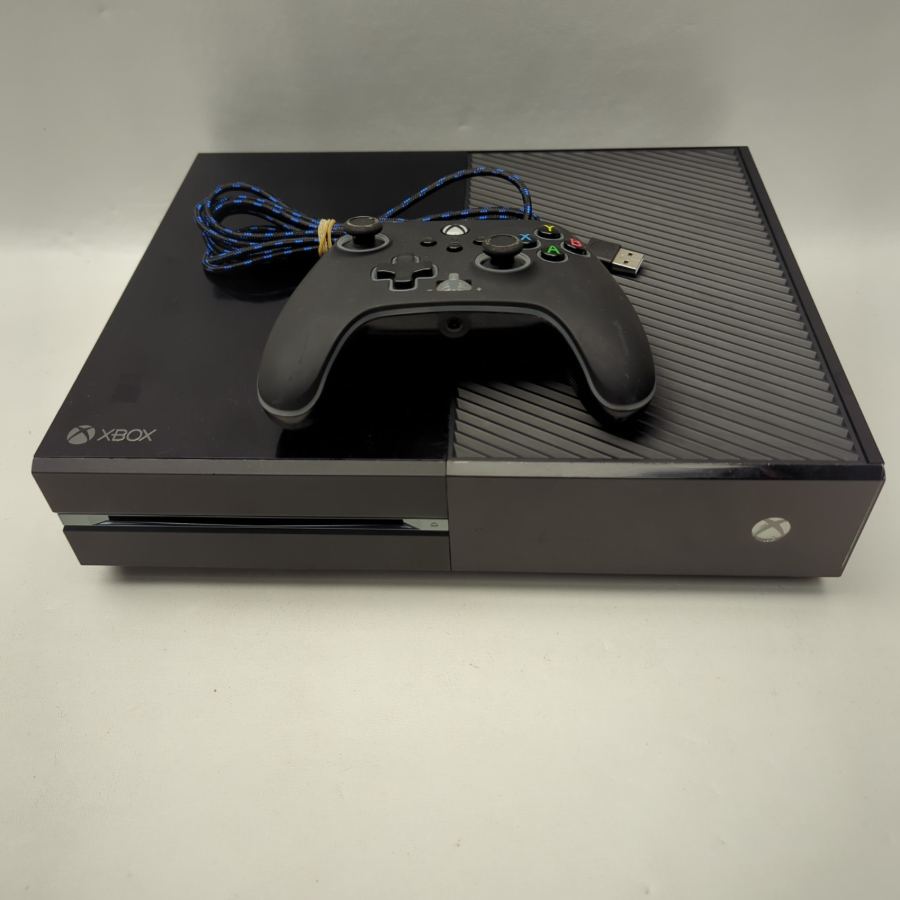 Microsoft Xbox One - 500GB - Black Gaming Console Wired Controller – image 5