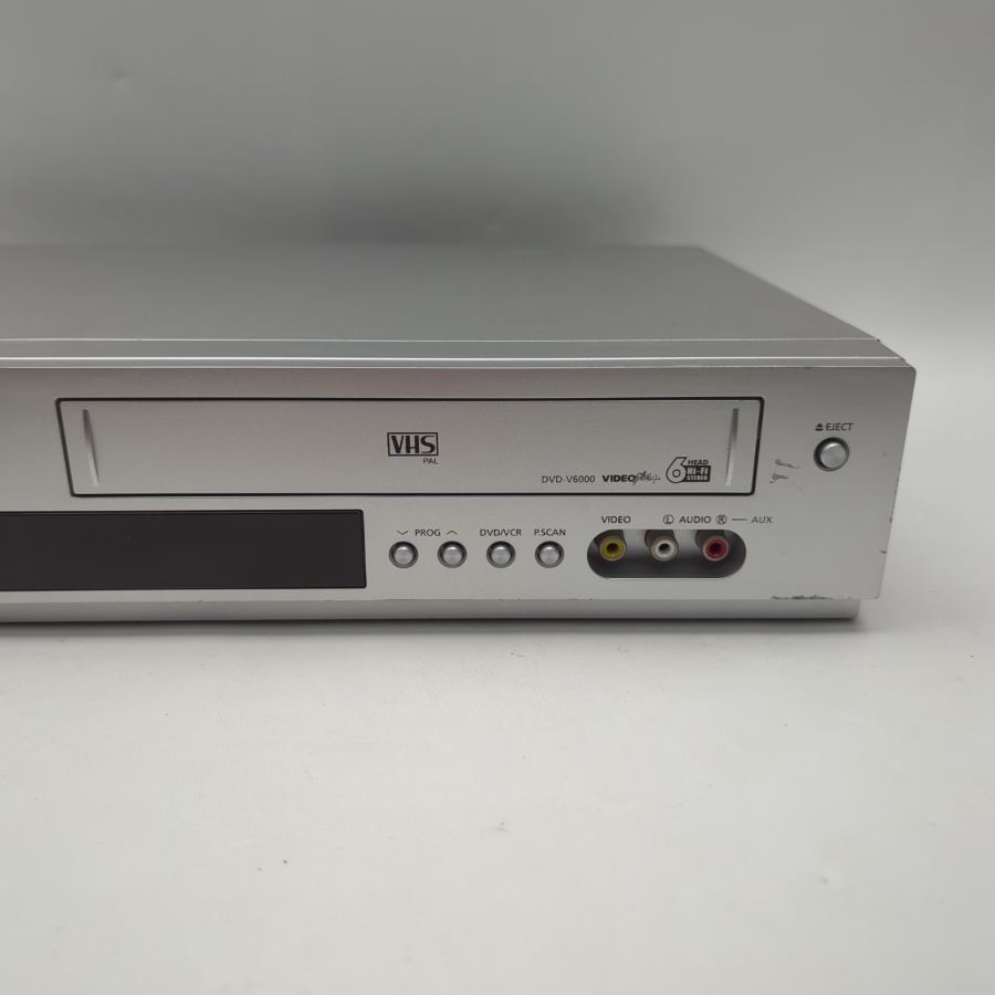 Representative photograph of the same model: Samsung DVD‑V6000 VHS / VCR/ DVD Dual Deck Player Recorder Premium Bundle – image 5