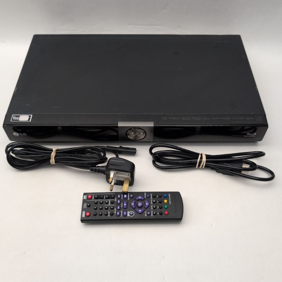 Representative photograph of the same model: LG BD370 Blu-Ray High Definition DVD Youtube Network USB w/ Remote *Working* – image 2