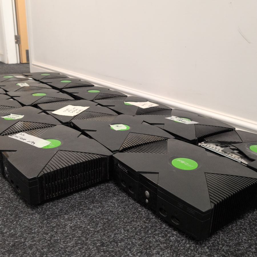 Faulty 17 x Microsoft Xbox Original Console Black - Spares & Repairs – image 6