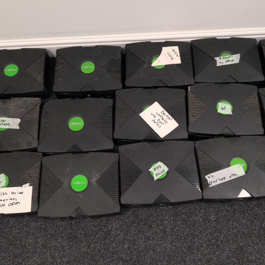 Faulty 17 x Microsoft Xbox Original Console Black - Spares & Repairs – image 10