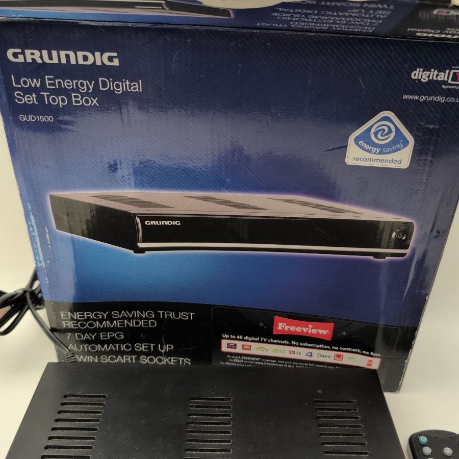 Grundig GUD1500 Digital TV Receiver with Remote control ( works) – image 4