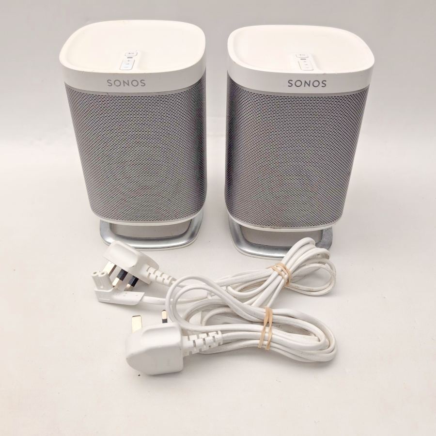 2 x Sonos Play:1 Compact Wireless Smart Speaker White Play.1 with metal stand
