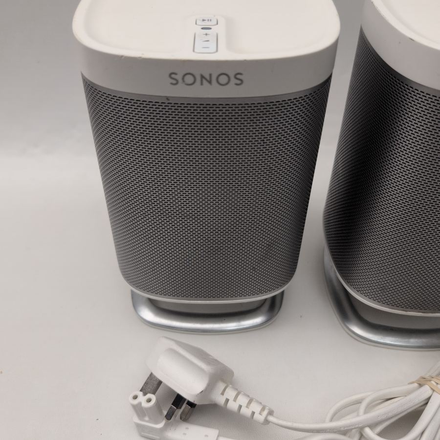 2 x Sonos Play:1 Compact Wireless Smart Speaker White Play.1 with metal stand – image 3