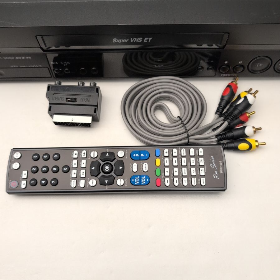 JVC HR-S5956EK S-VHS ET VCR VHS Player NTSC & PAL, Long Play Remote – image 3