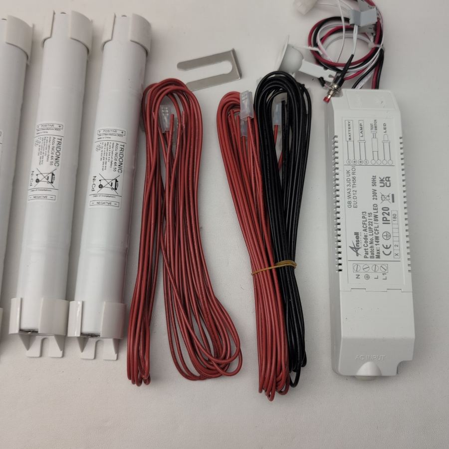 5 pack Tridonic Accu-NiCd 4A 55 Emergency lighting battery 89800089 4.5Ah 4.8v – image 2
