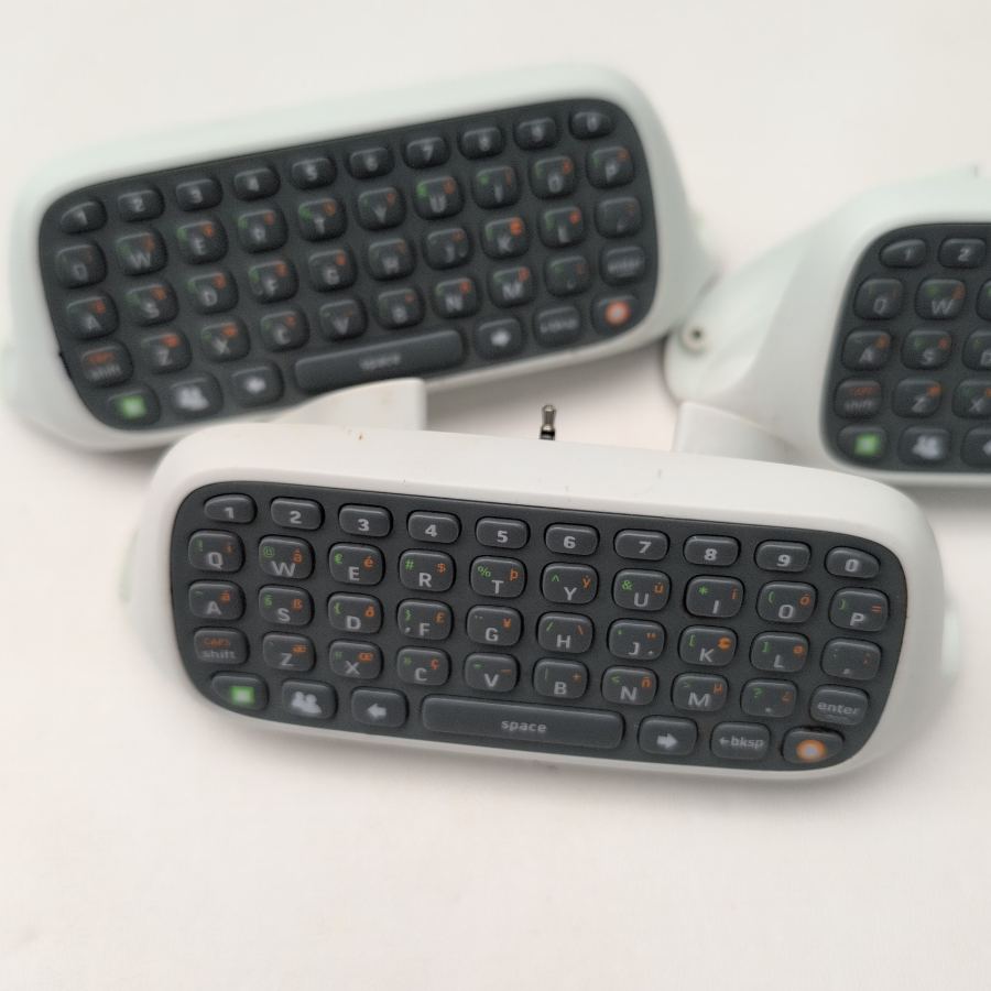 3x Official Microsoft Xbox 360 Chatpad / Messenger Keyboard - White – image 3