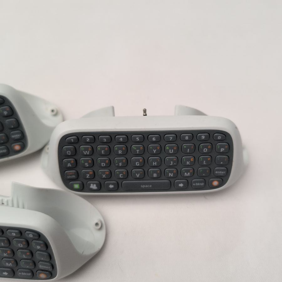 3x Official Microsoft Xbox 360 Chatpad / Messenger Keyboard - White – image 5