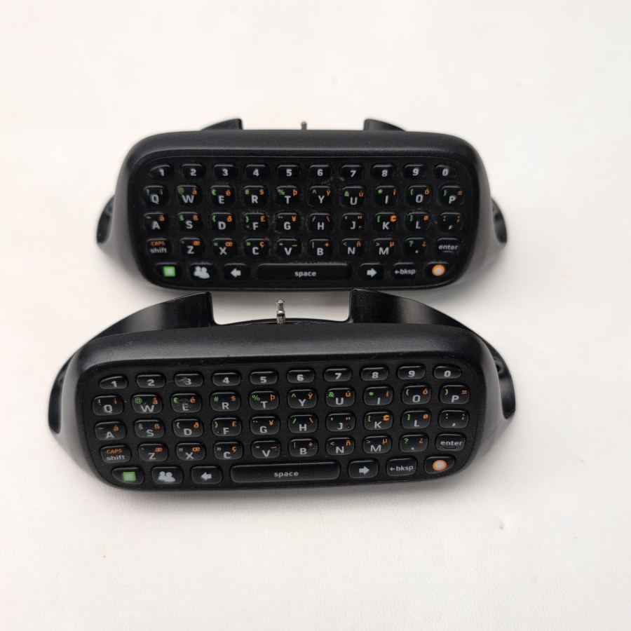 2x Official Microsoft Xbox 360 Chatpad / Messenger Keyboard - black